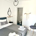 Litsa_house *